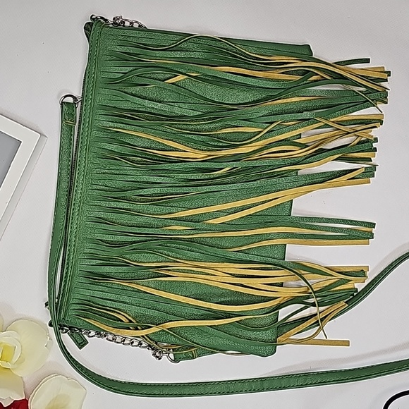 Bongo Fringe  Crossbody Bag - Picture 2 of 4